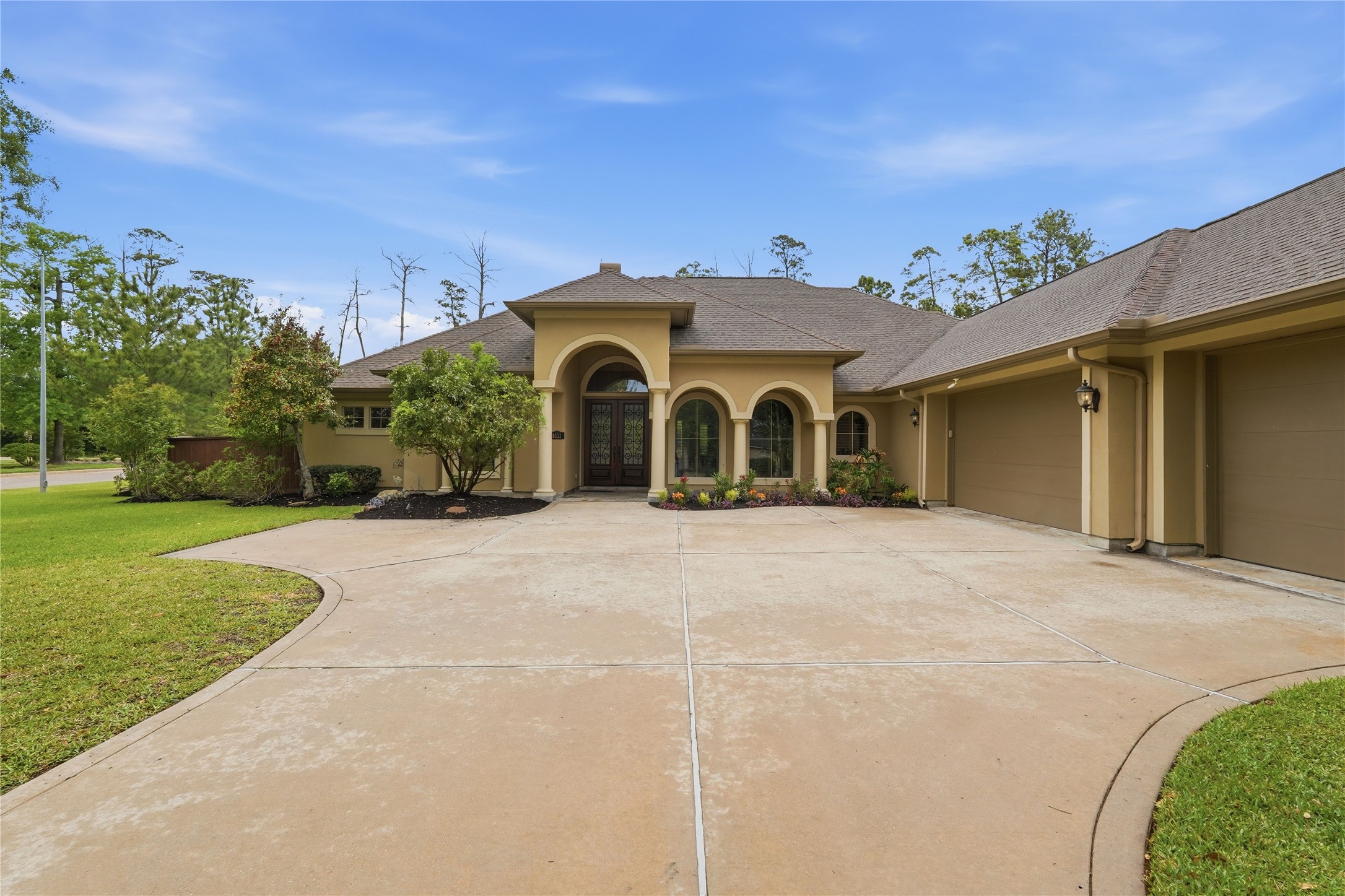 8111 Hideaway Lake Circle Spring, TX 77389 - Photo 2 of 50