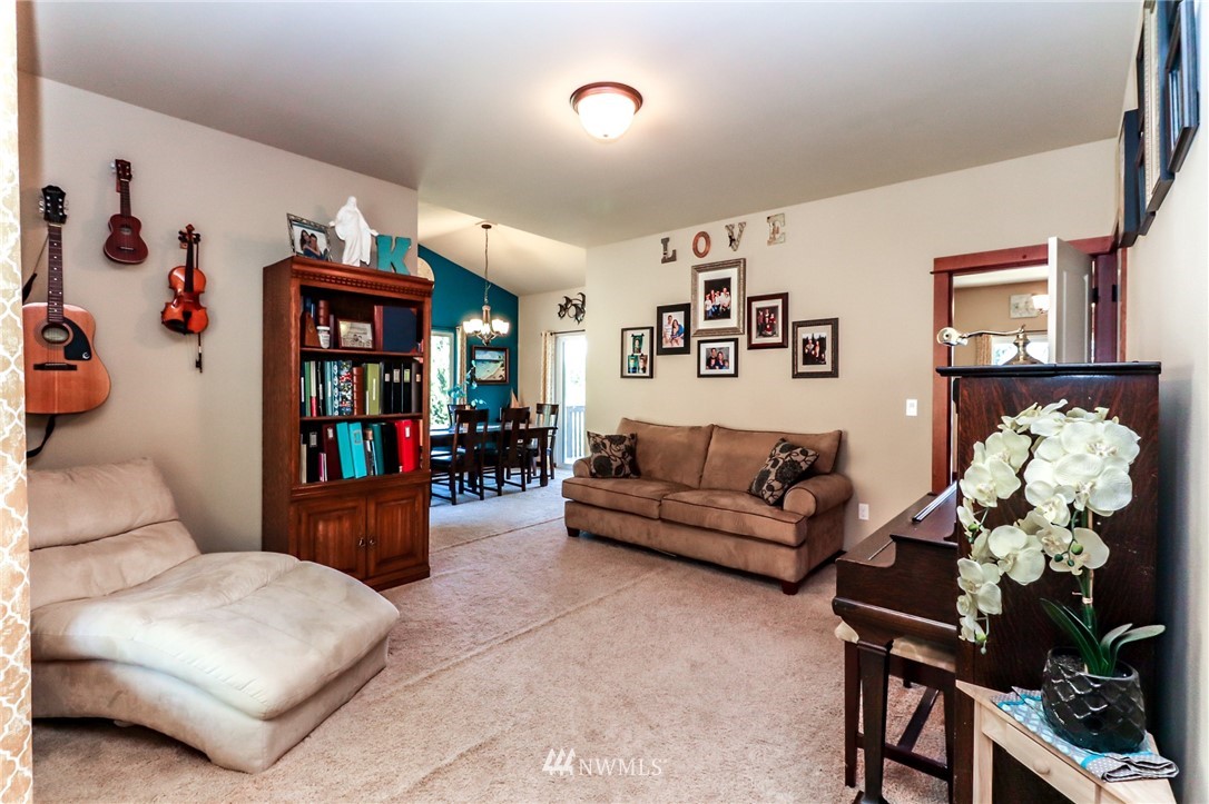 4501 Storm Lake Road Snohomish, WA 98290 - Photo 13 of 33 Gallery Image 13