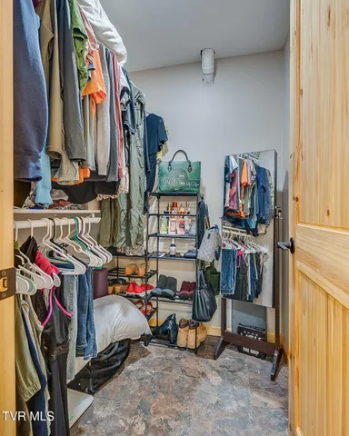 $2,050,000 | 117-135 Ridgeview Drive, Elizabethton, TN 37643