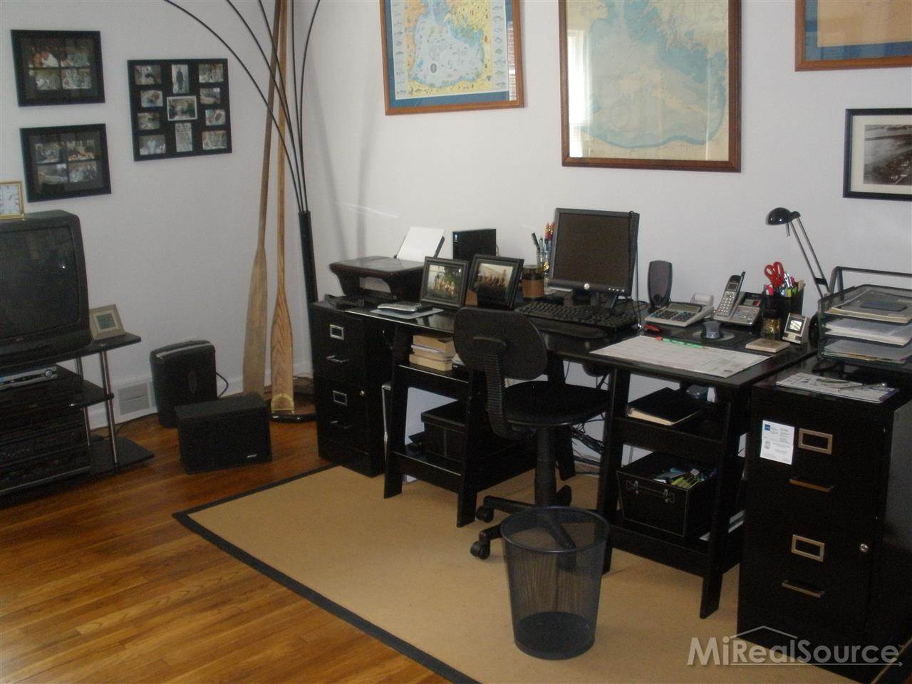 855-57 Harcourt Road Grosse Pointe, MI 48230 - Photo 6 of 30 31189553-5.JPG