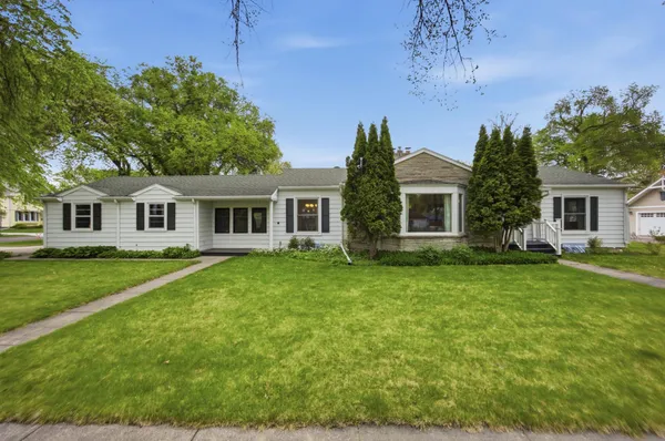 $359,900 | 615 10th Avenue South, Fargo, ND 58103