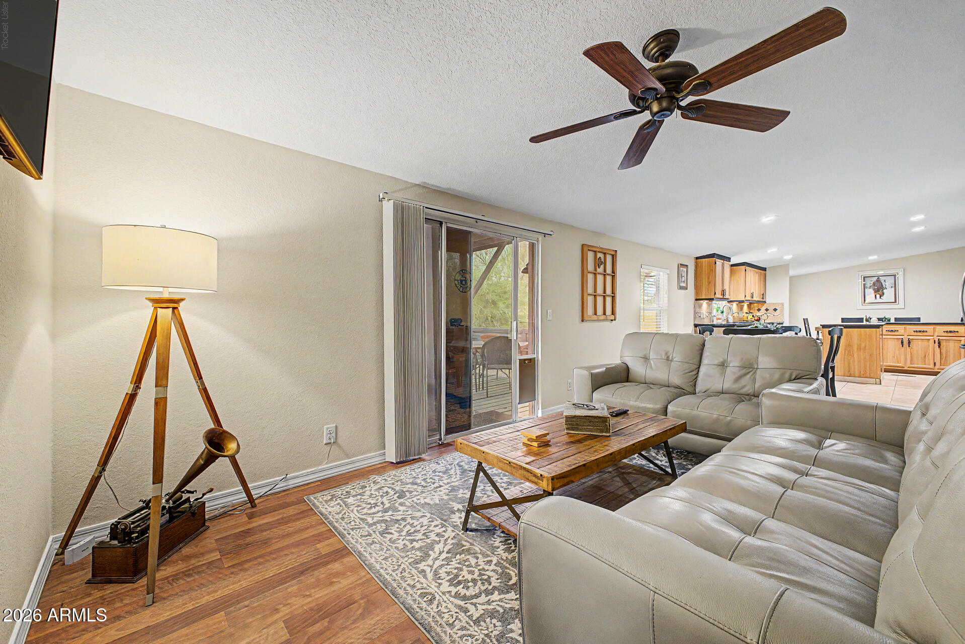 39809 North New River Road Phoenix, AZ 85086 - Photo 7 of 49 11 - New River