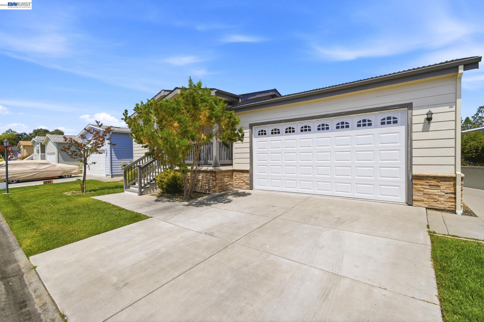1945 Piner Road, Unit 91 Santa Rosa, CA 95403 - Photo 3 of 38 Gallery Image 3