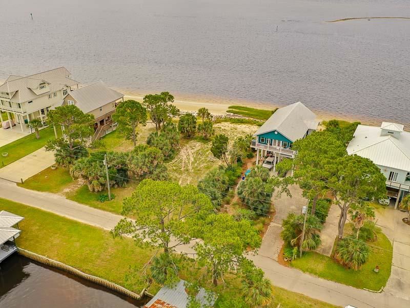 1615 Shell Point Road Crawfordville, FL 32327 - Photo 8 of 29 Gallery Image 8