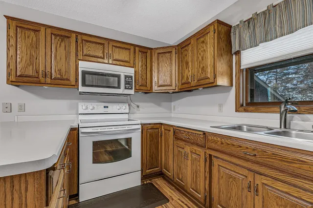 $499,900 | 32878 Spunk Tree Circle, Avon, MN 56310