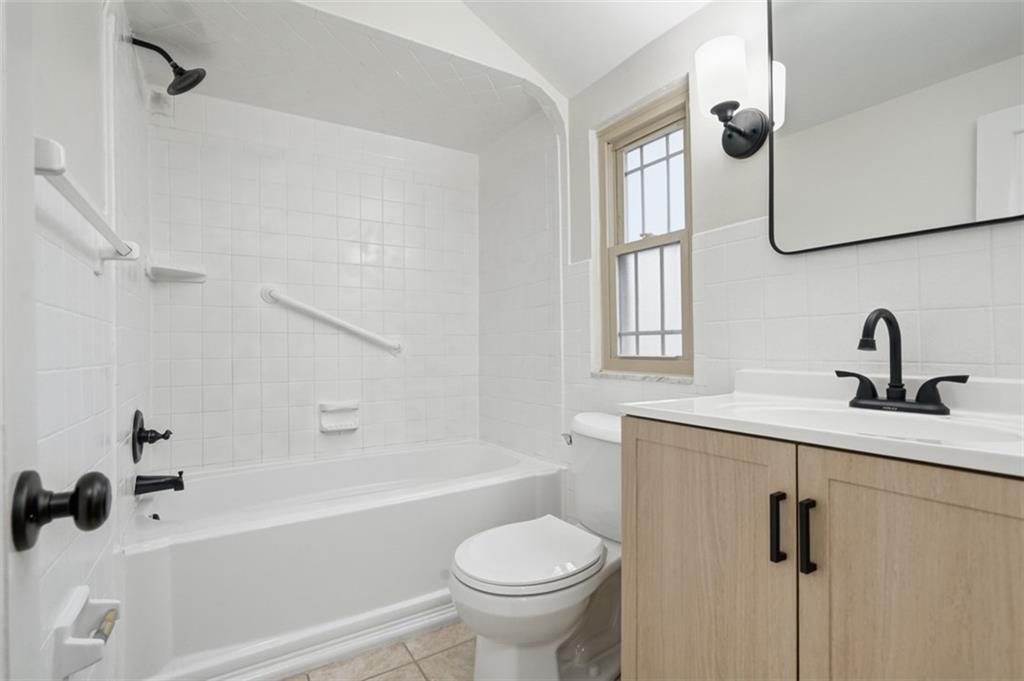 885 Middle Road Pittsburgh, PA 15234 - Photo 23 of 45 Gallery Image 23