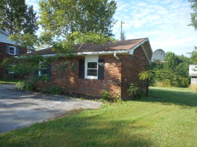 1041 Phillips Road Smiths Grove, KY 42171 - Photo 6 of 31 Gallery Image 6
