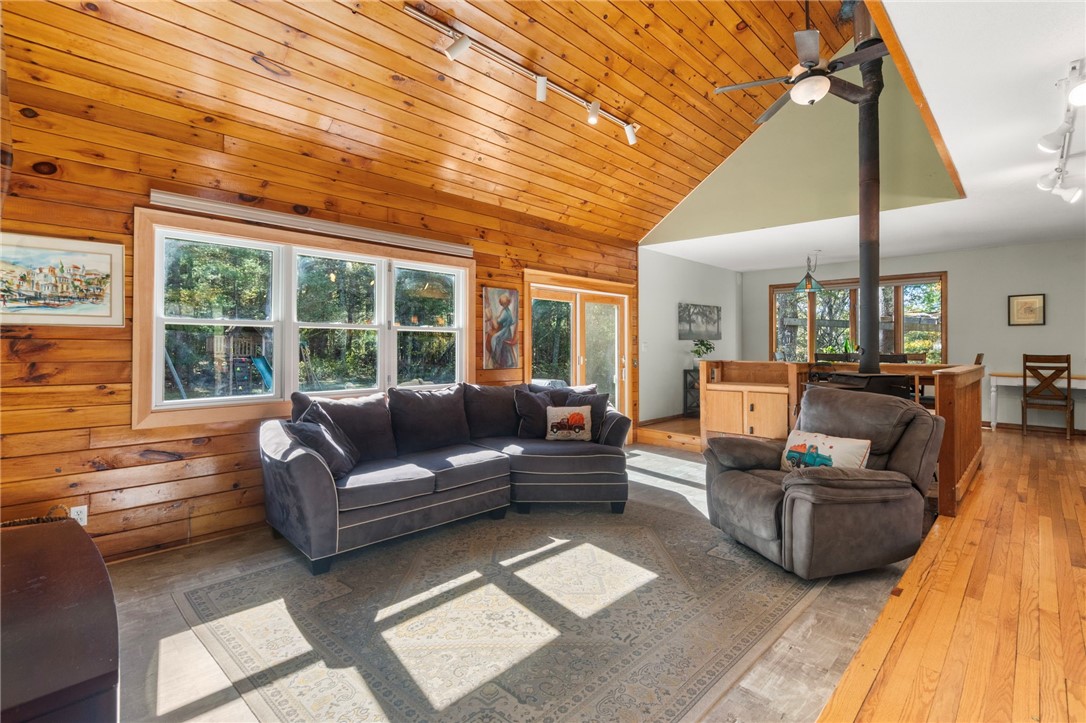 5 Hoxsie Road Richmond, RI 02892 - Photo 8 of 41