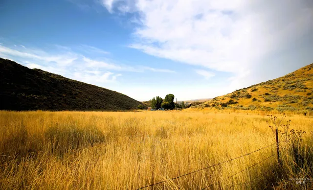 $275,000 | 1550 Thousand Springs Road, Weiser, ID 83672