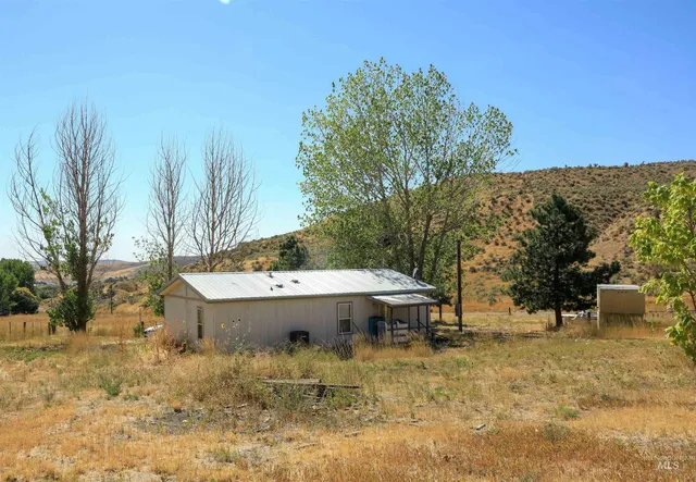 $275,000 | 1550 Thousand Springs Road, Weiser, ID 83672