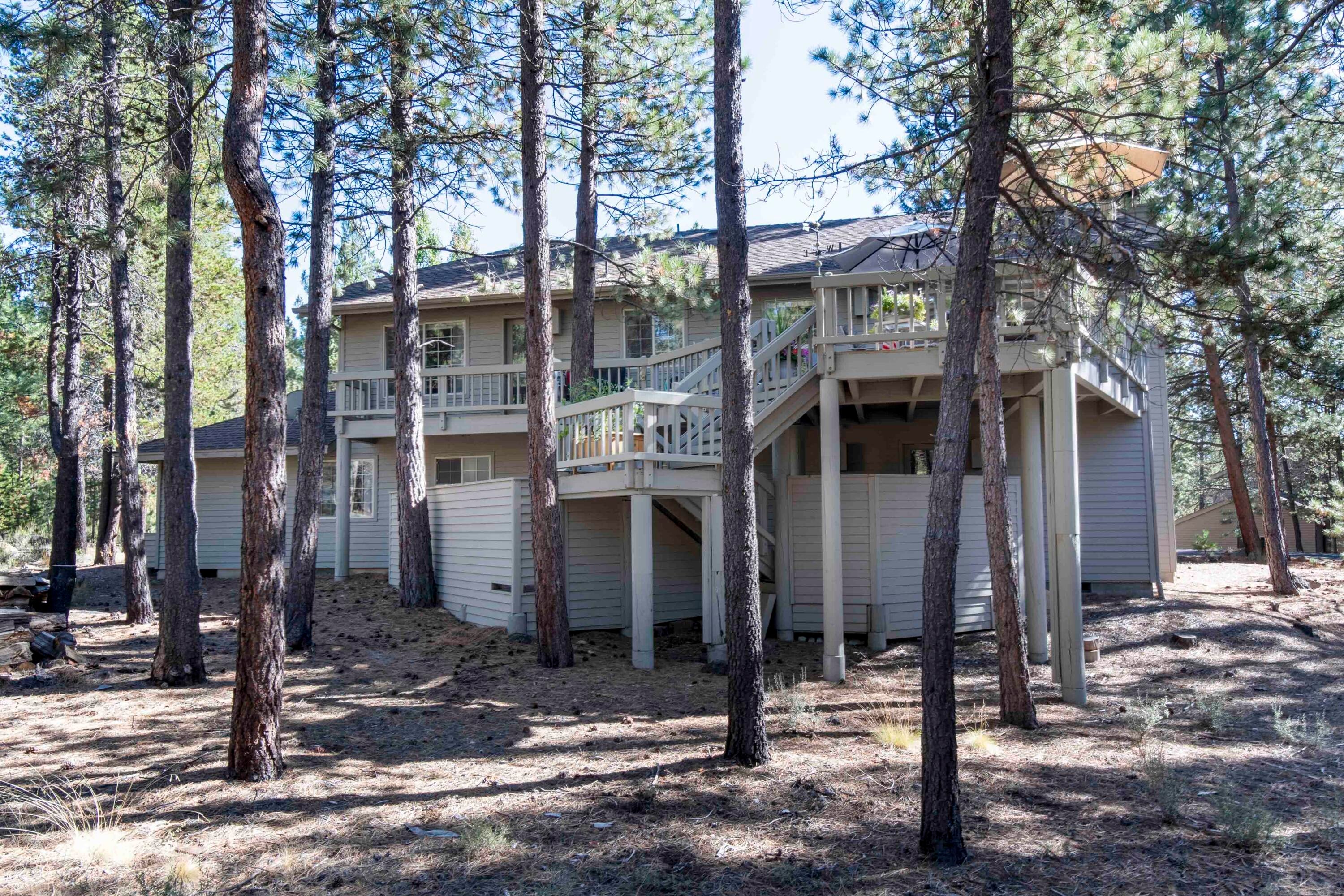 17912 Rhododendron Lane Sunriver, OR 97707 - Photo 35 of 35 Great upper deck and private lower deck!