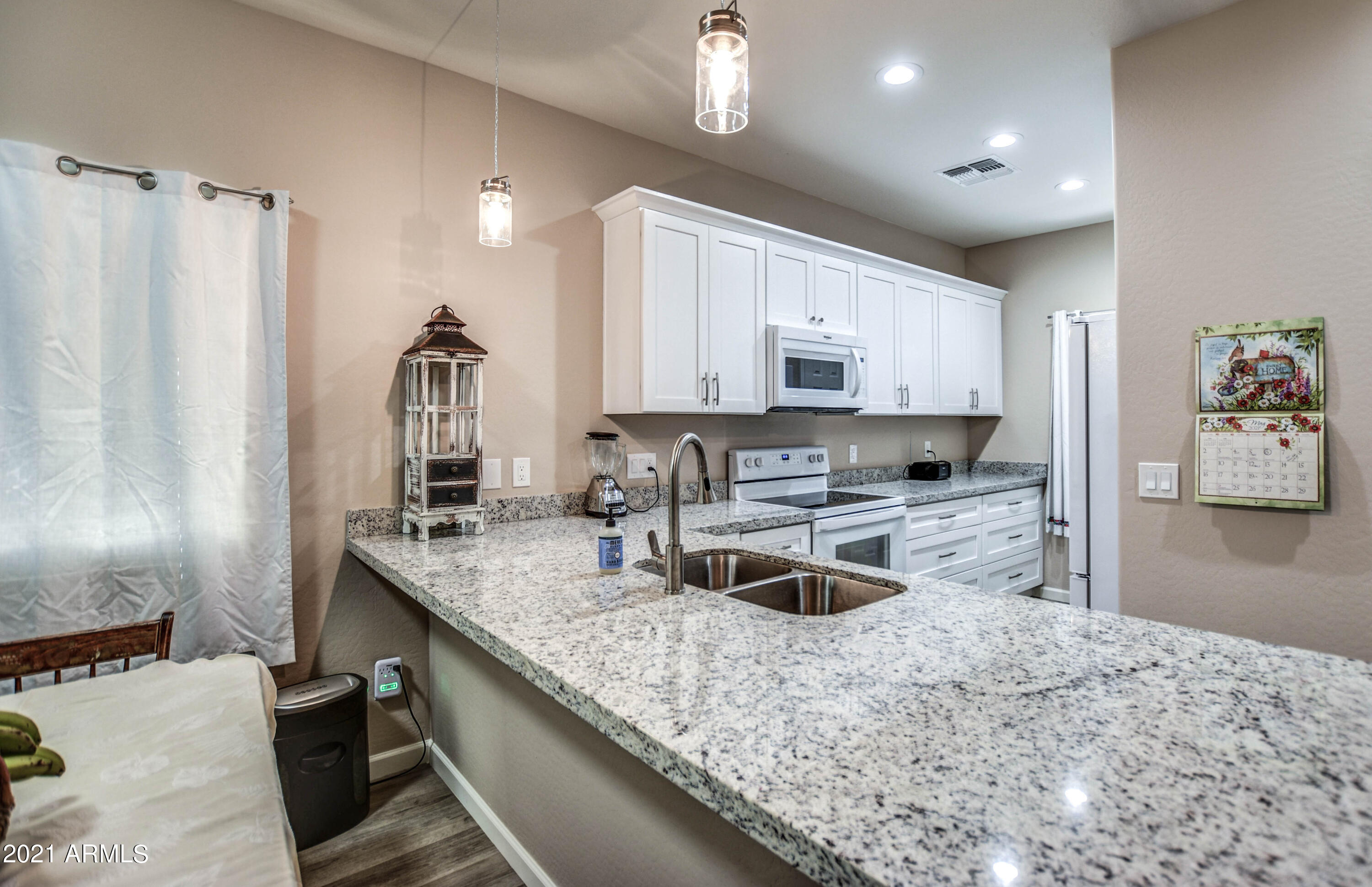 610 West Harwell Rd. Phoenix, AZ 85041 - Photo 14 of 43 KITCHEN 3