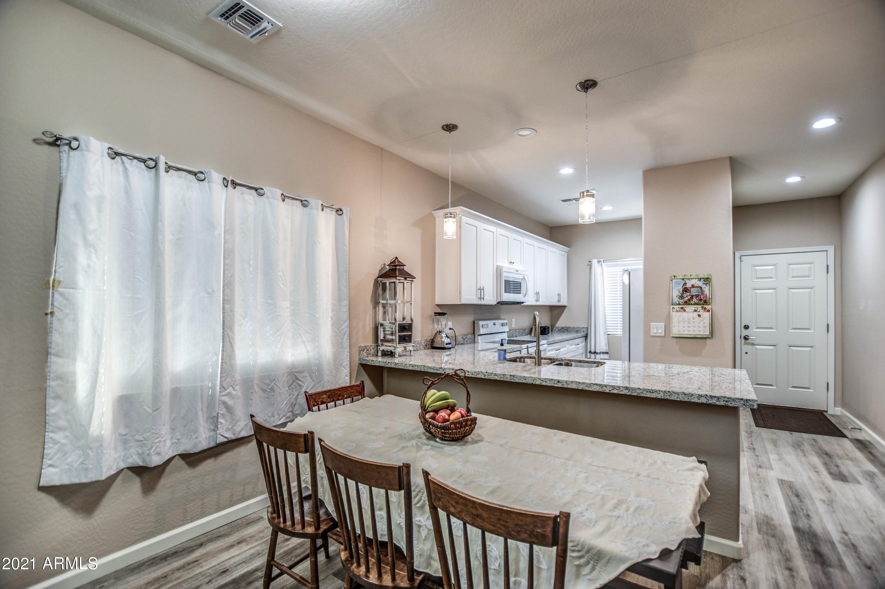 610 West Harwell Rd. Phoenix, AZ 85041 - Photo 19 of 43 KITCHEN 4