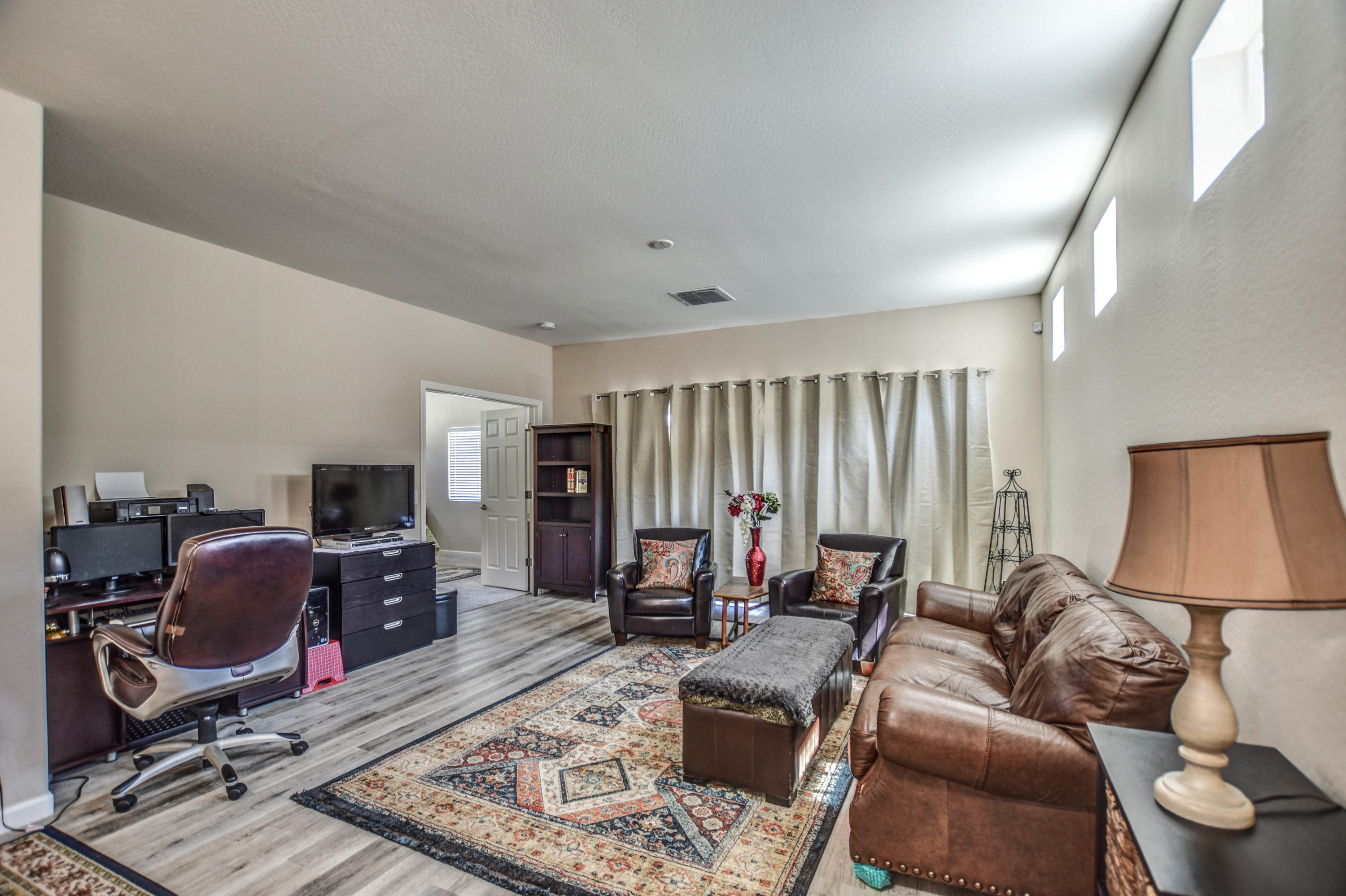 610 West Harwell Rd. Phoenix, AZ 85041 - Photo 9 of 43 LIVING 2