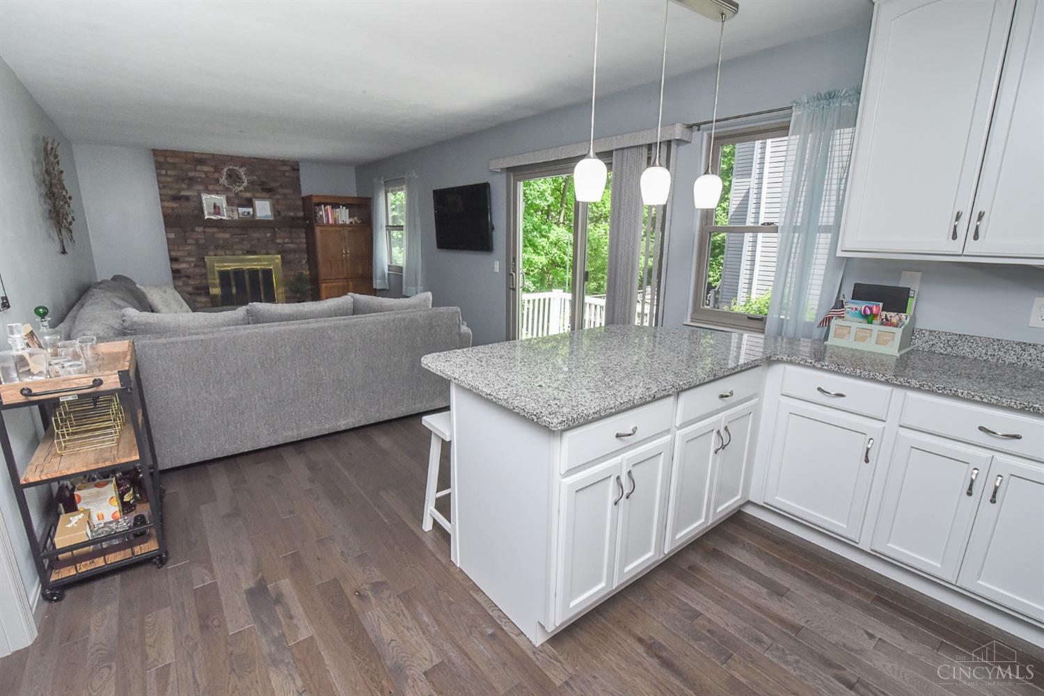 8160 Forest Road Cincinnati, OH 45255 - Photo 5 of 44