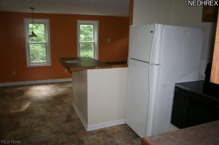 4129 Alexander Road Atwater, OH 44201 - Photo 4 of 10 Gallery Image 4