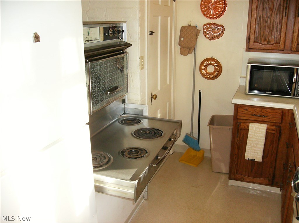 3618 Ludgate Road Cleveland, OH 44120 - Photo 14 of 22 Gallery Image 14