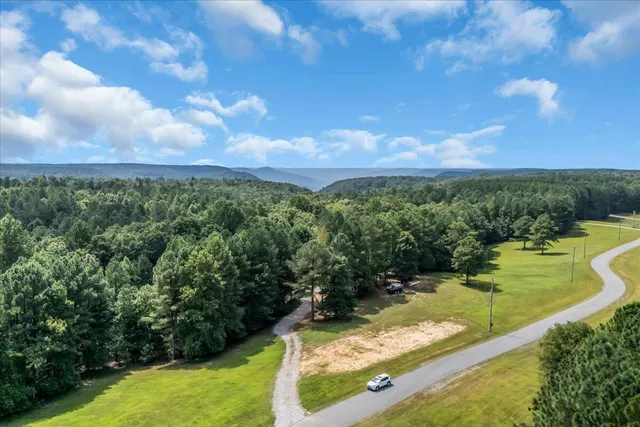 $935,000 | 415 Thunder Ridge Drive, South Pittsburg, TN 37380