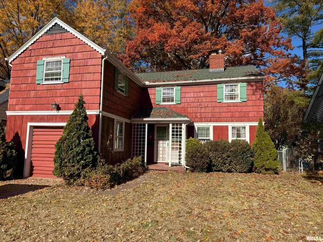 $144,000 | 915 East Elmhurst Avenue, Peoria, IL 61603