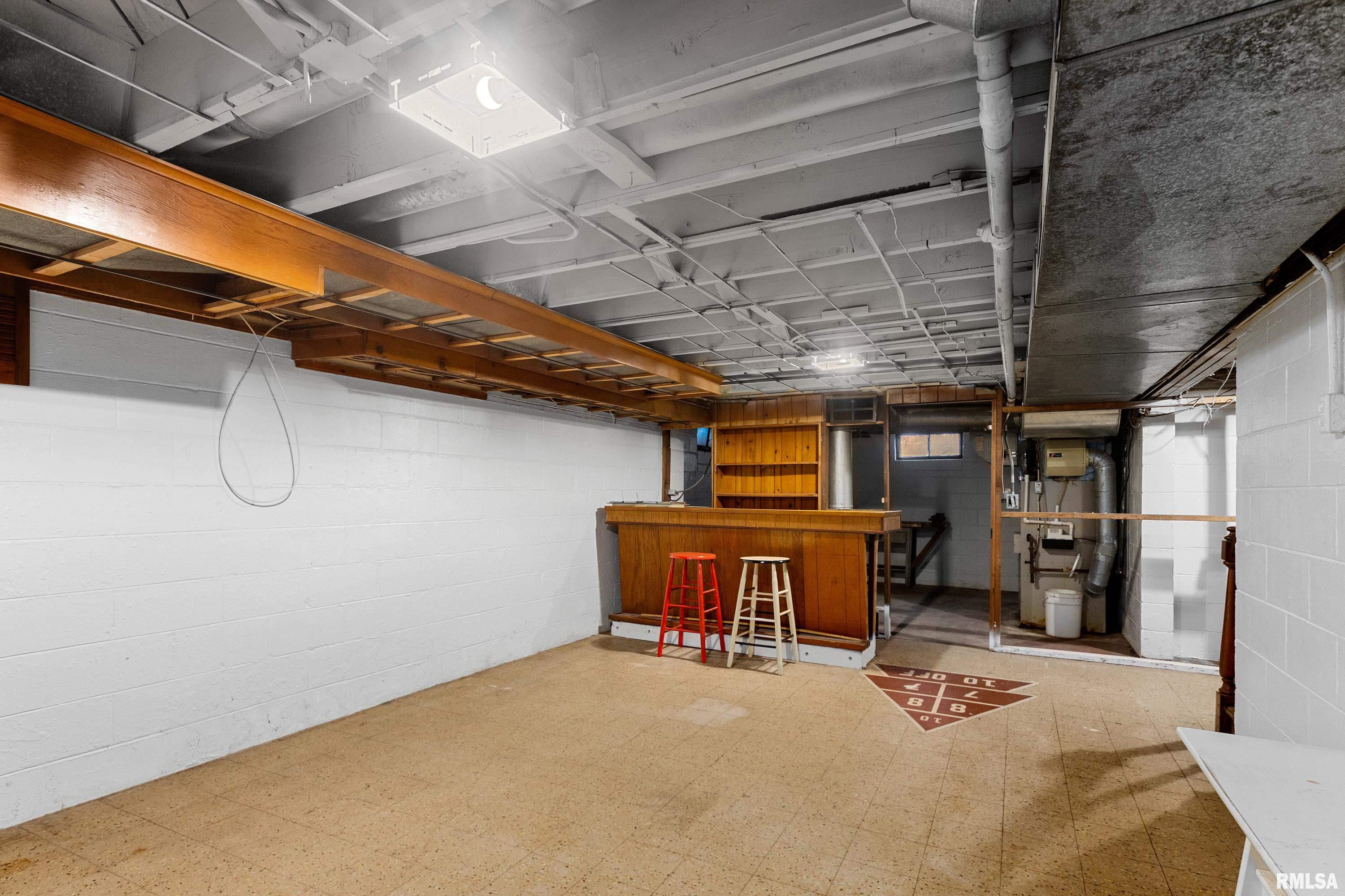 915 East Elmhurst Avenue Peoria, IL 61603 - Photo 36 of 39