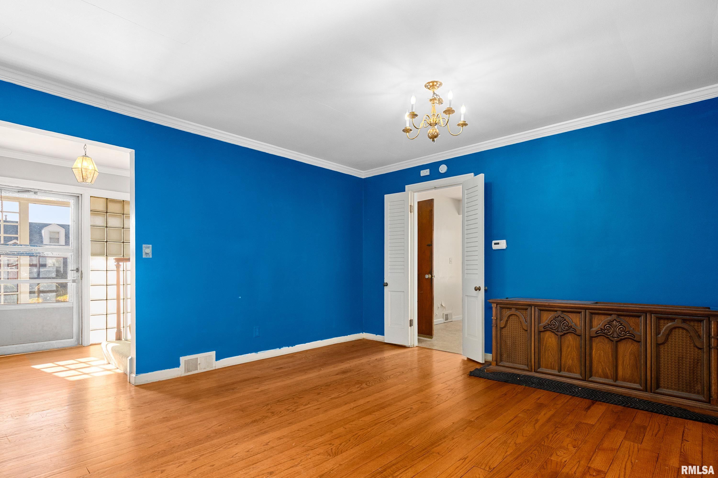 915 East Elmhurst Avenue Peoria, IL 61603 - Photo 7 of 39