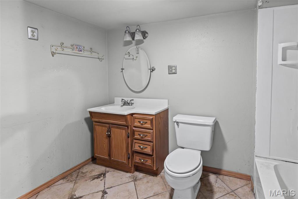 710 Ohio Avenue South Roxana, IL 62087 - Photo 13 of 32