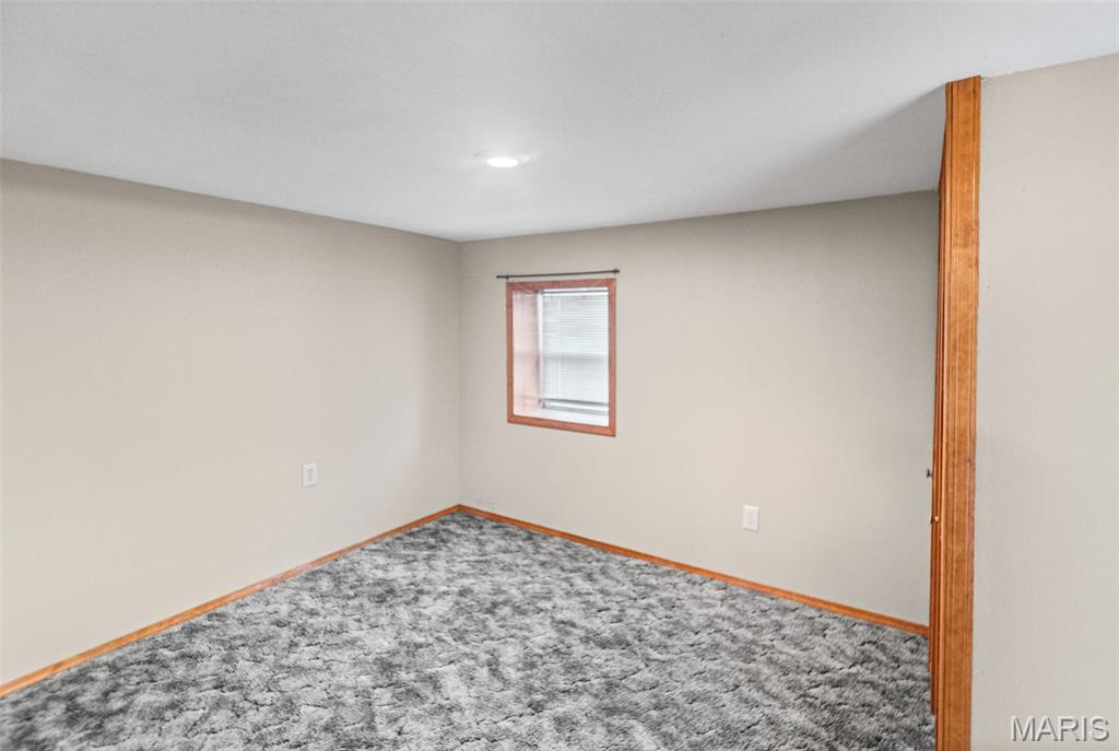 710 Ohio Avenue South Roxana, IL 62087 - Photo 14 of 32