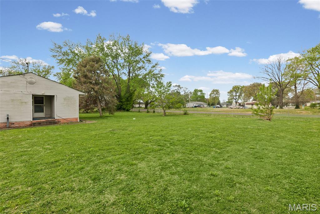 710 Ohio Avenue South Roxana, IL 62087 - Photo 28 of 32