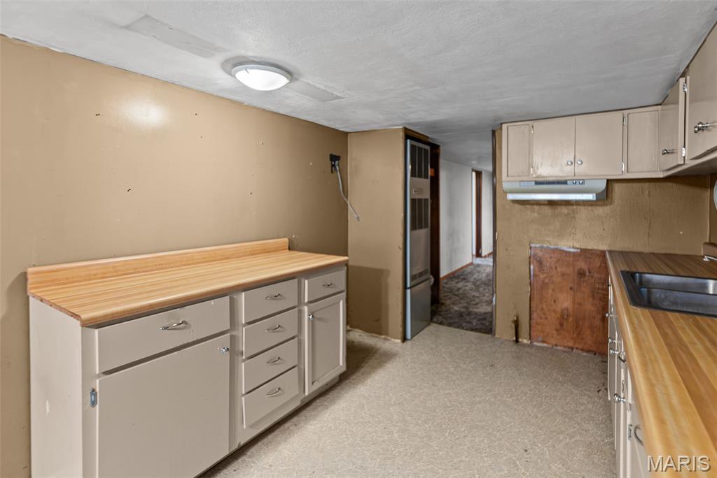 710 Ohio Avenue South Roxana, IL 62087 - Photo 9 of 32