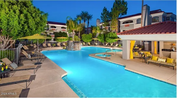 $1,893 | 4215 North Drinkwater Boulevard, Unit 1, Scottsdale, AZ 85251