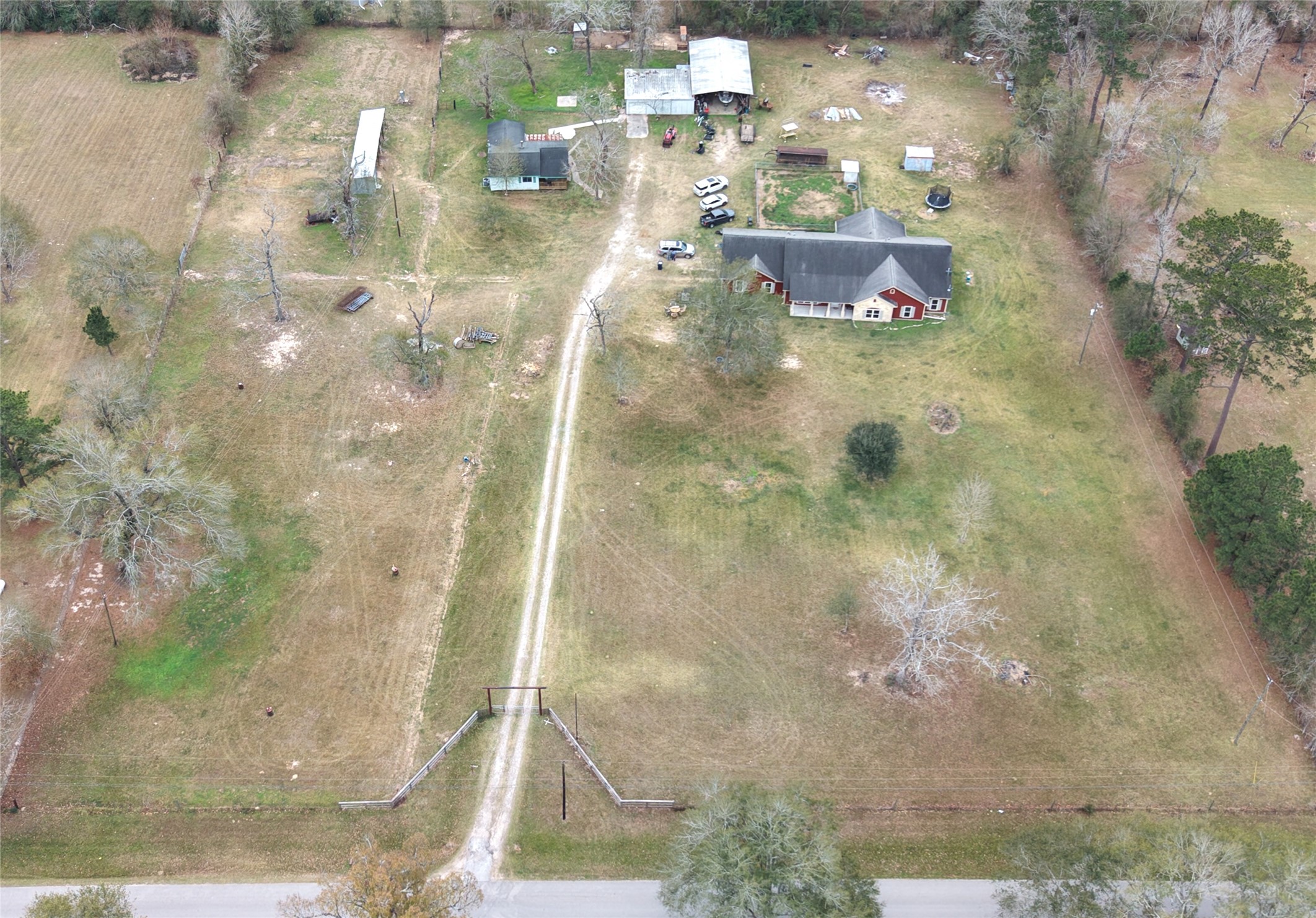 14620 Lyric Road Conroe, TX 77302 - Photo 2 of 43 a picture of a bathroom