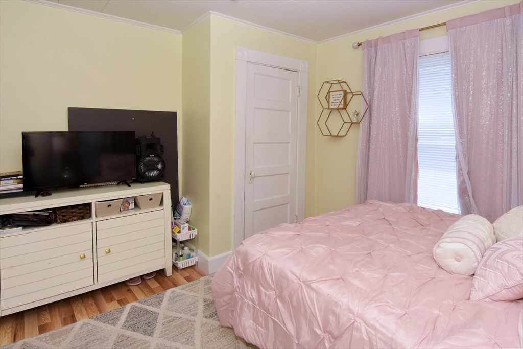 435 Cabot Street, Unit B Beverly, MA 01915 - Photo 27 of 35