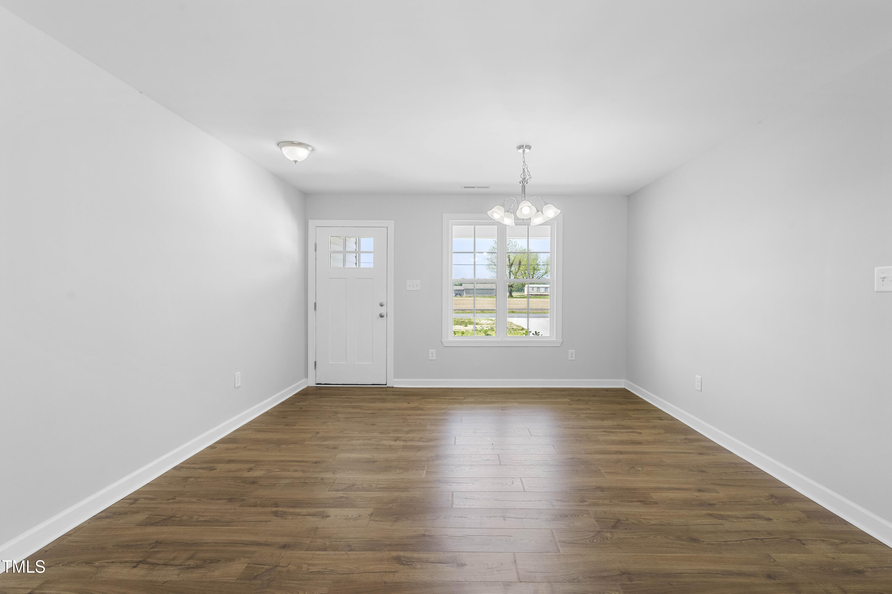 227 Wiggs Road Selma, NC 27576 - Photo 6 of 22 DSC07407