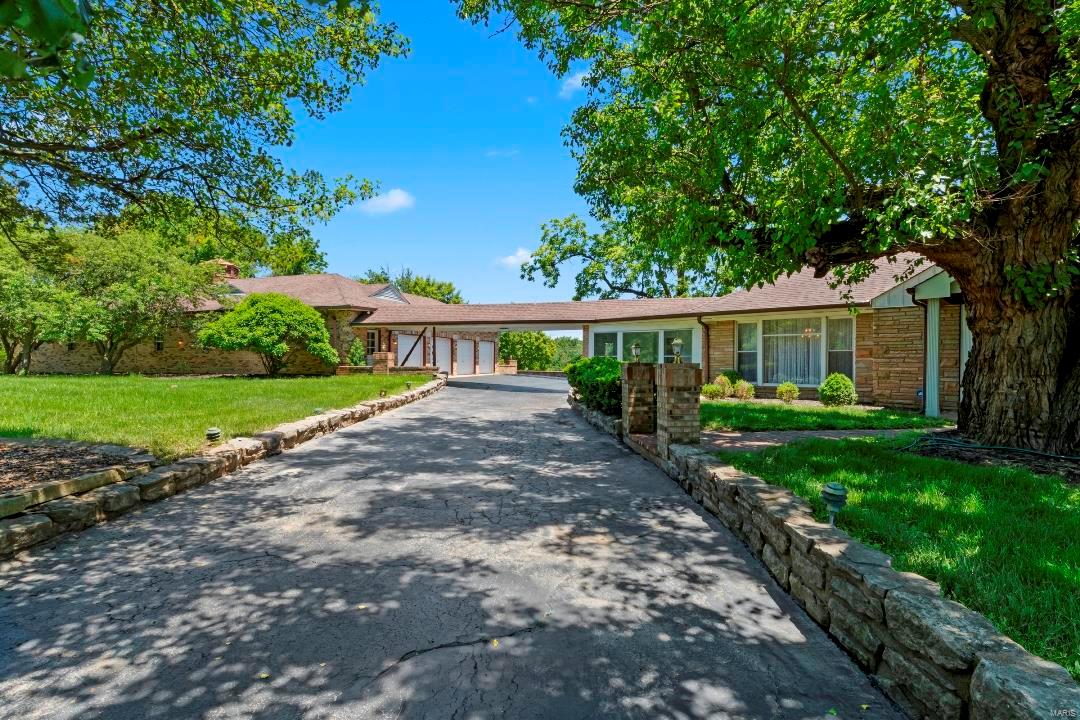 1824 Topping Road St. Louis, MO 63131 - Photo 19 of 56