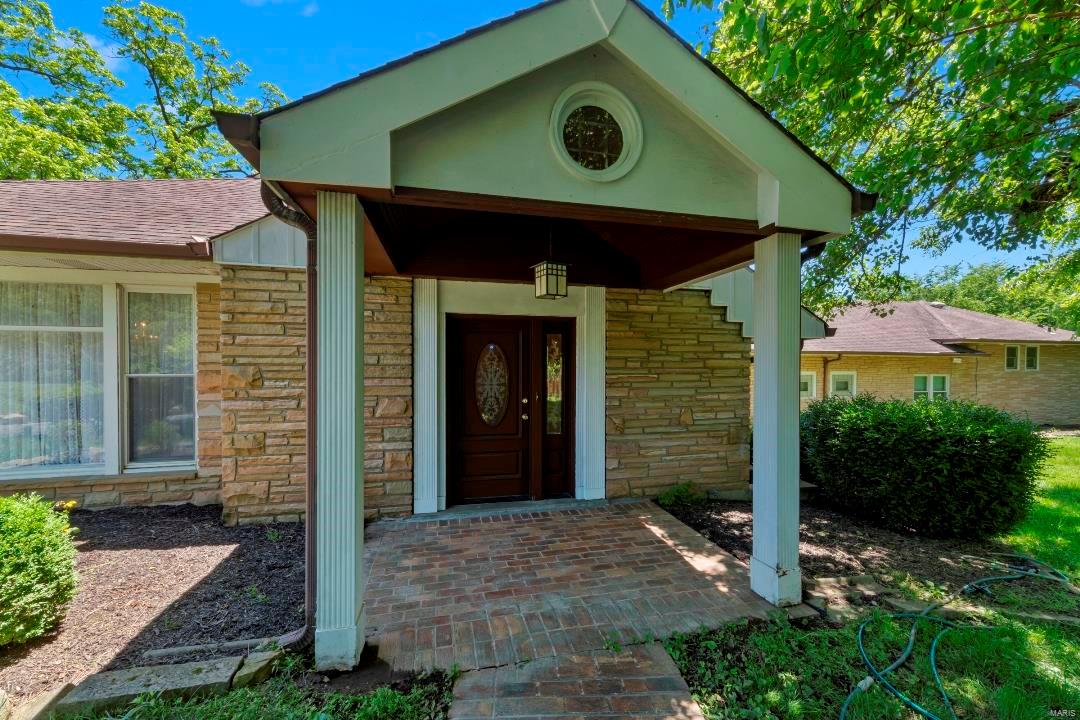 1824 Topping Road St. Louis, MO 63131 - Photo 20 of 56