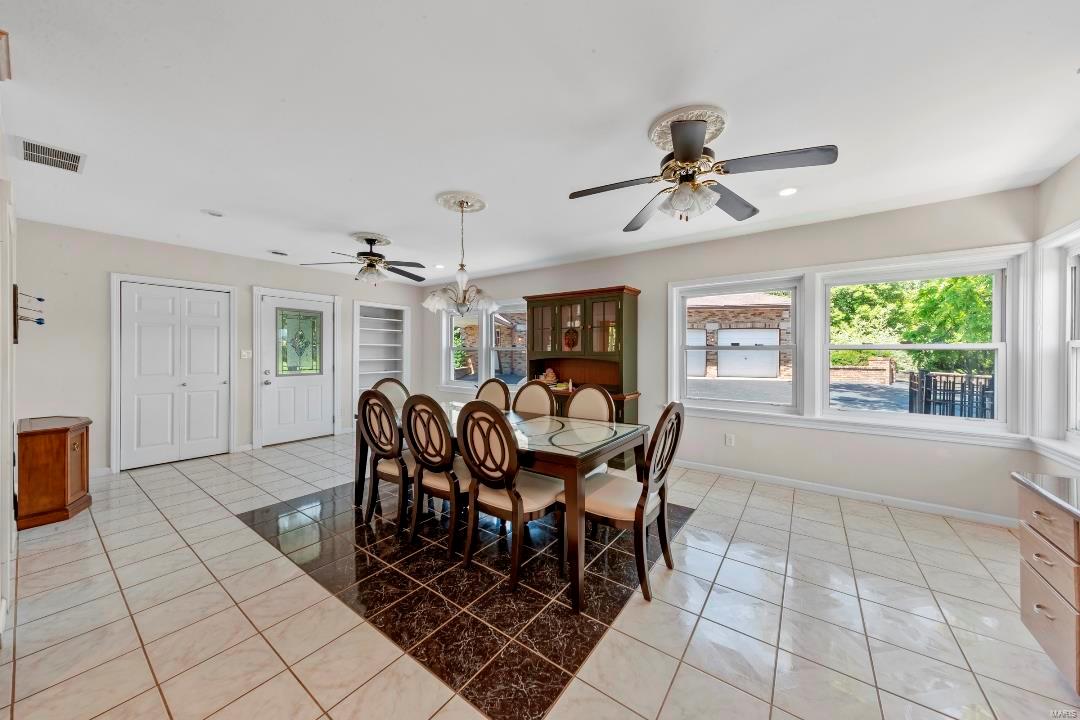 1824 Topping Road St. Louis, MO 63131 - Photo 31 of 56