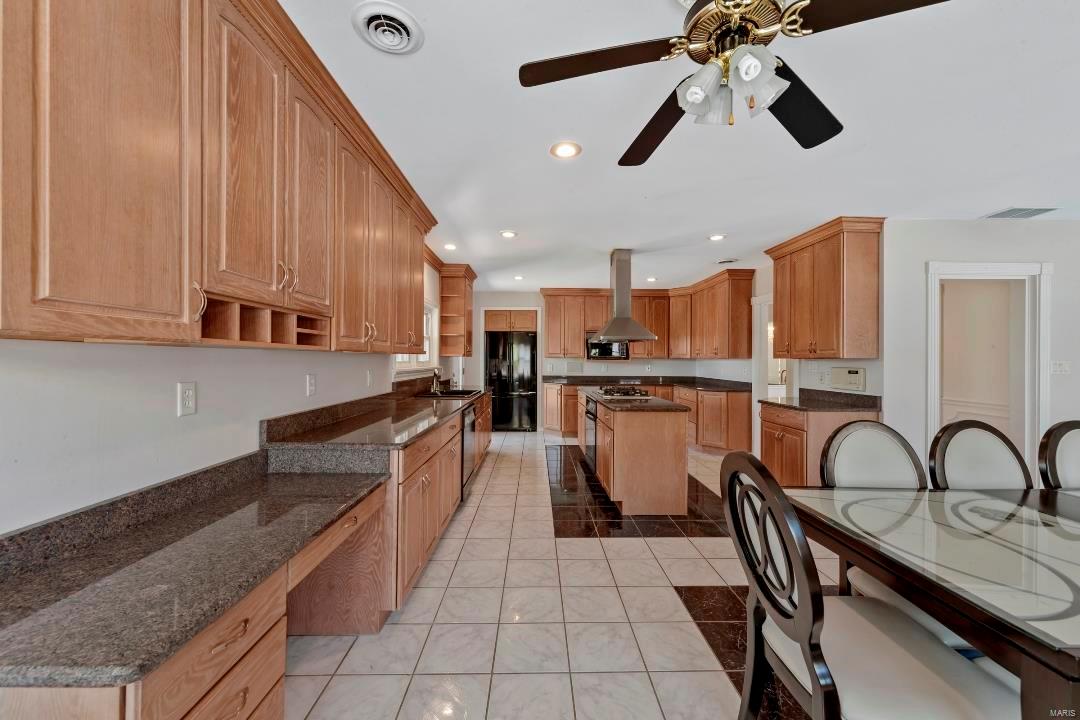 1824 Topping Road St. Louis, MO 63131 - Photo 34 of 56