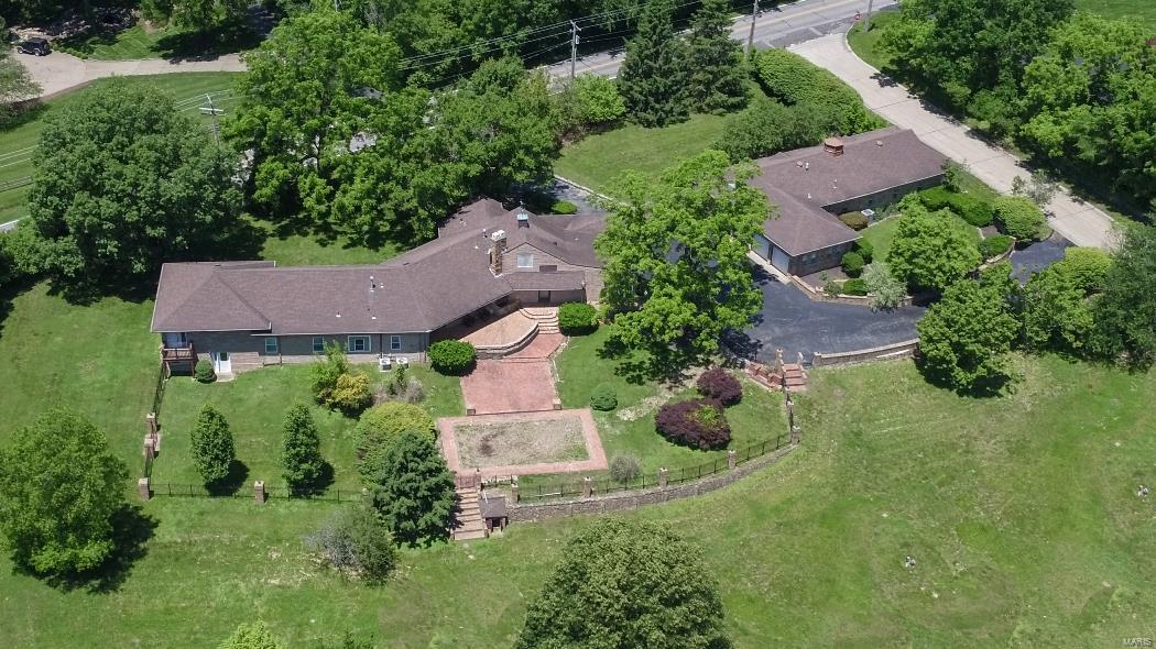 1824 Topping Road St. Louis, MO 63131 - Photo 8 of 56