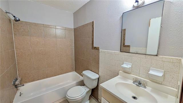 1069 Tallow Tree Lane, Unit B Harvey, LA 70058 - Photo 8 of 10