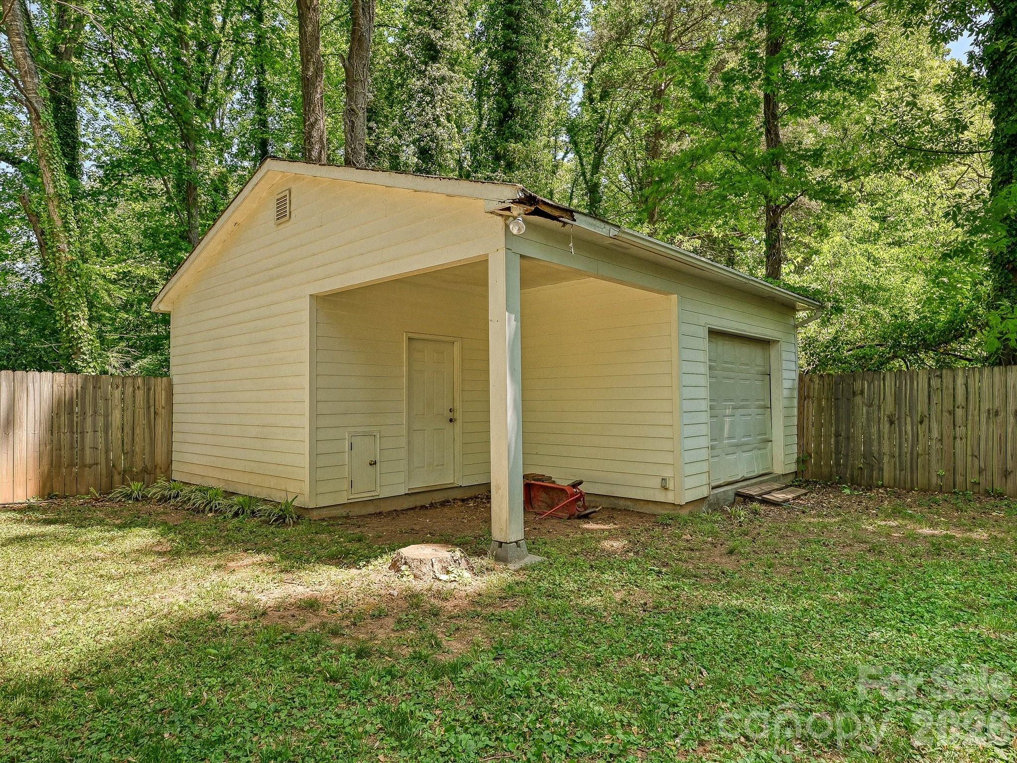 6604 Williams Road Charlotte, NC 28215 - Photo 33 of 37 Gallery Image 33