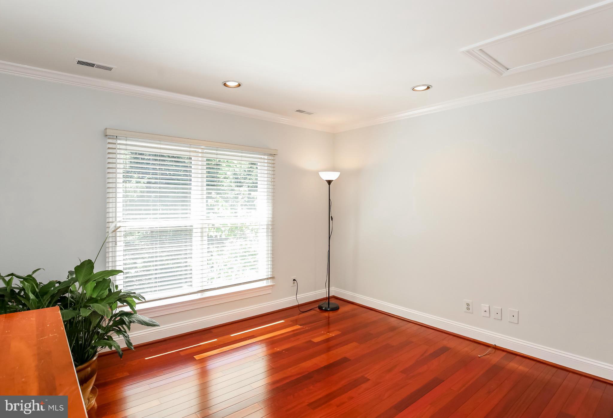 9312 Bells Mill Road Potomac, MD 20854 - Photo 15 of 29 Bedroom #3