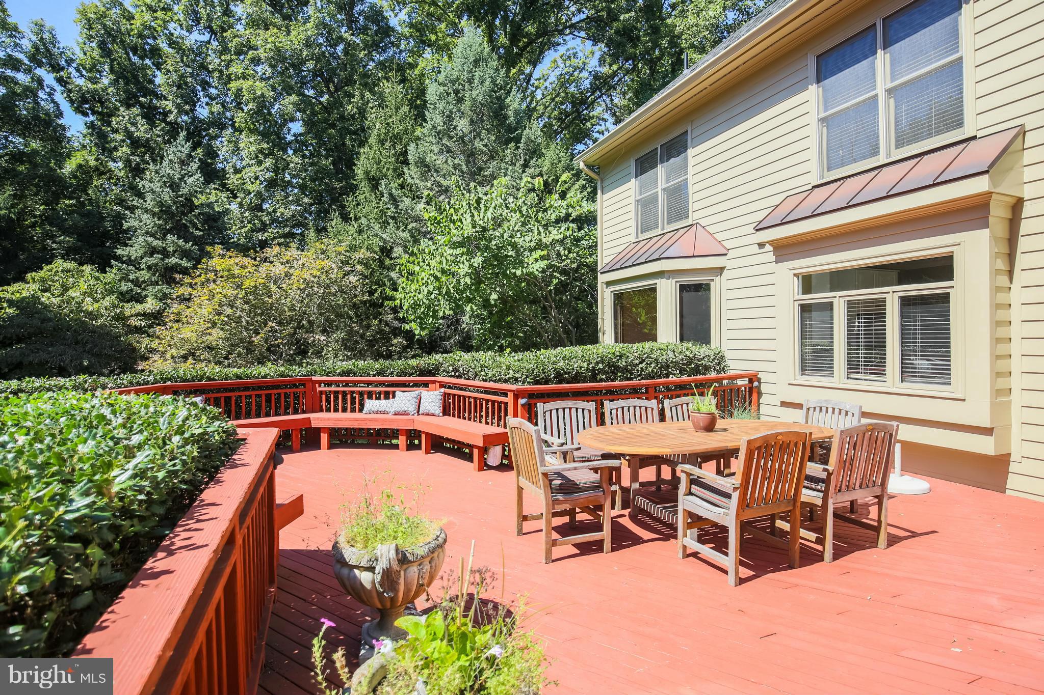 9312 Bells Mill Road Potomac, MD 20854 - Photo 24 of 29 Deck