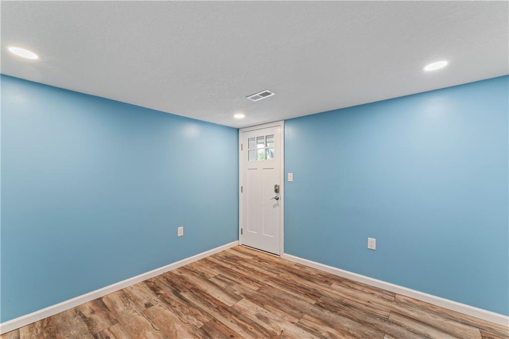 4923 Appleton Avenue Kansas City, MO 64133 - Photo 26 of 39