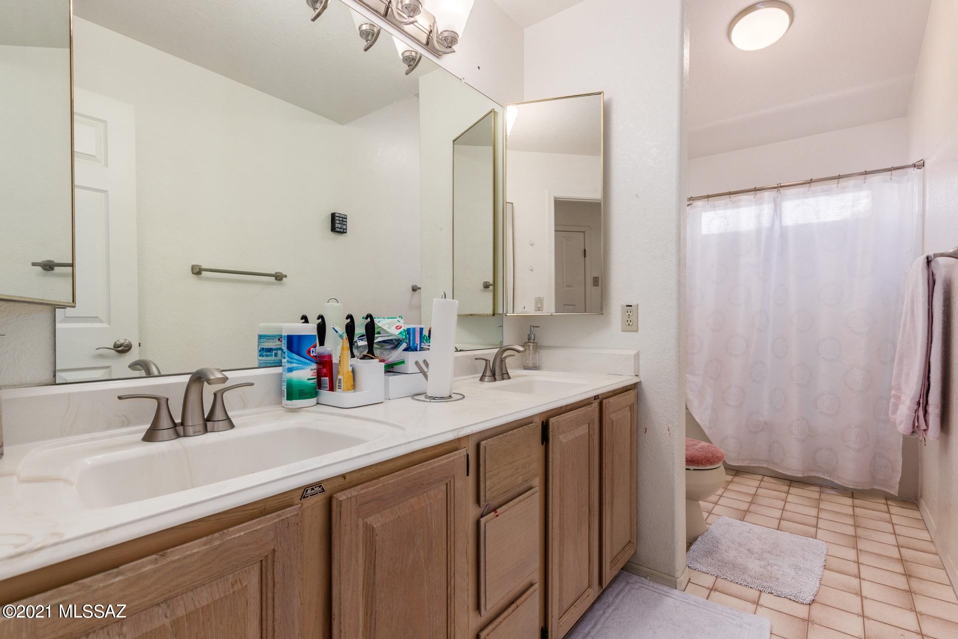 174 Blackstone Road Tucson, AZ 85755 - Photo 33 of 41