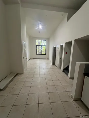 $2,800 | 100-05 92nd Avenue | Richmond Hill