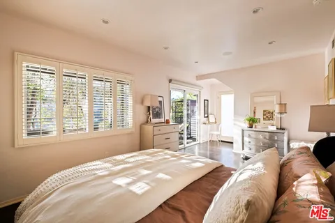 $1,385,000 | 2855 Effie Street, Los Angeles, CA 90026