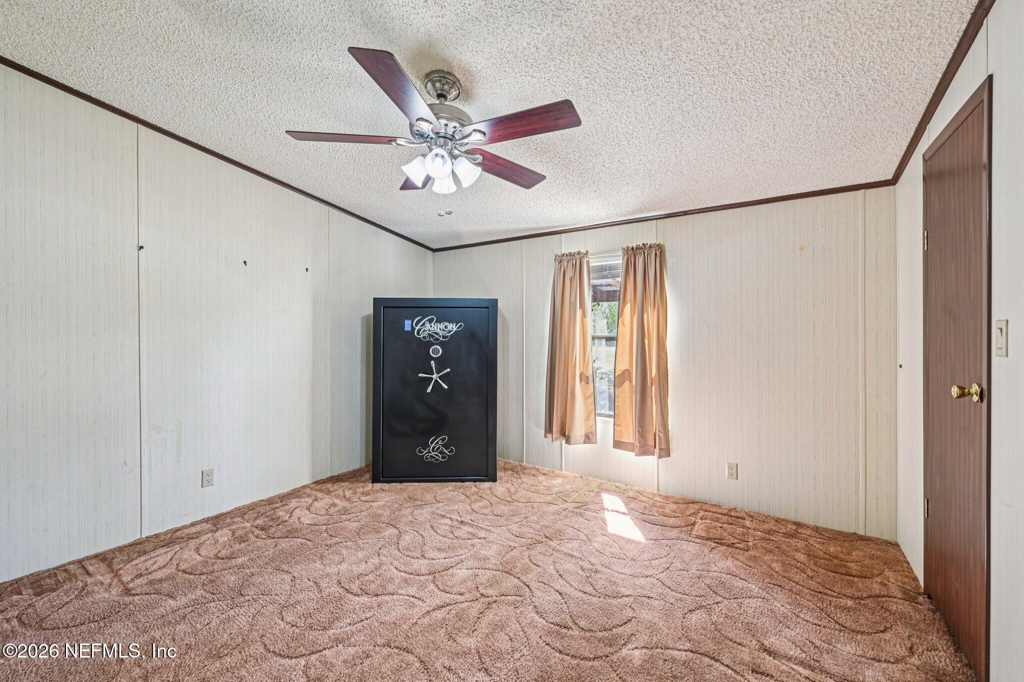 128 Sesame Street Middleburg, FL 32068 - Photo 43 of 66 Large Guest Bedroom