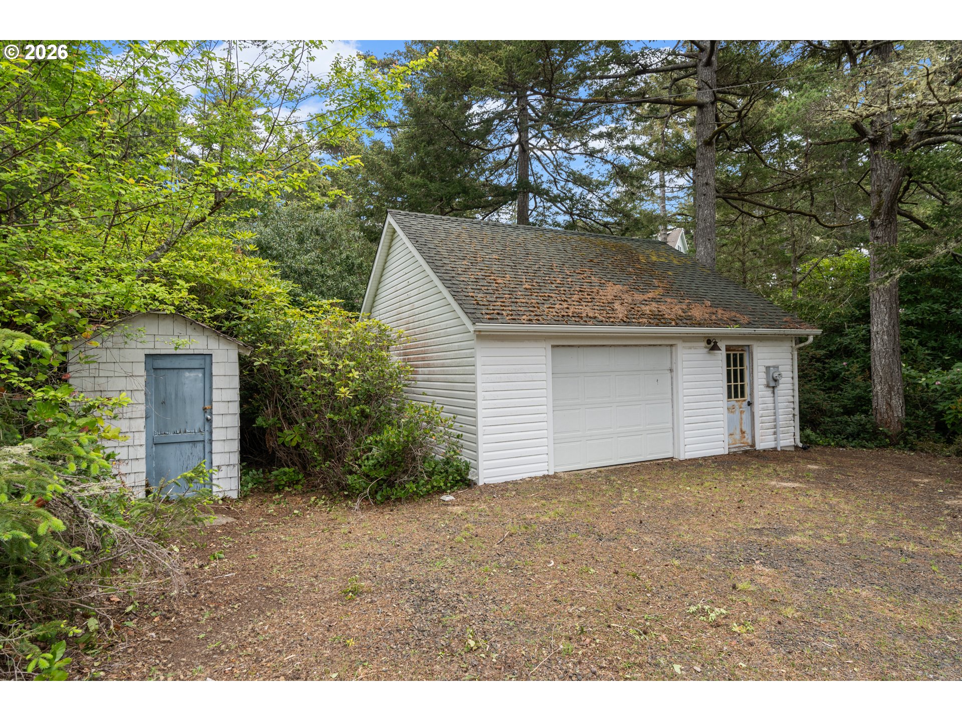 125 West 11th Street Florence, OR 97439 - Photo 17 of 47
