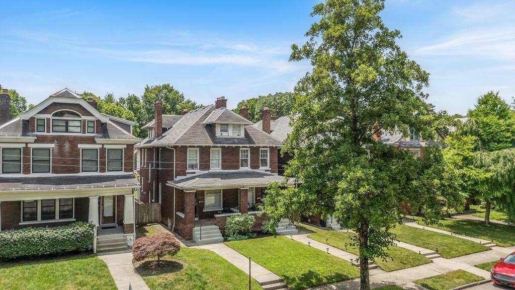 1861 Bryden Road Columbus, OH 43205 - Photo 39 of 50 24_DJI_20260701132401_0306_D-2
