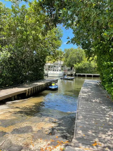 a view of a lake with houses